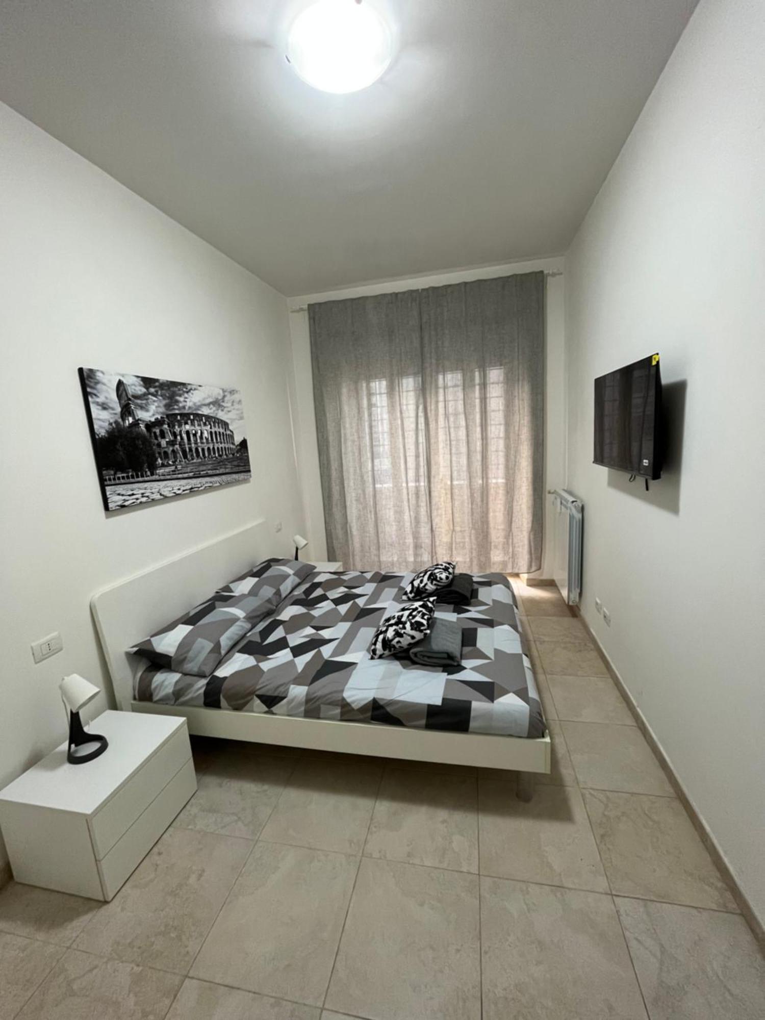 Monti Royal Rom
