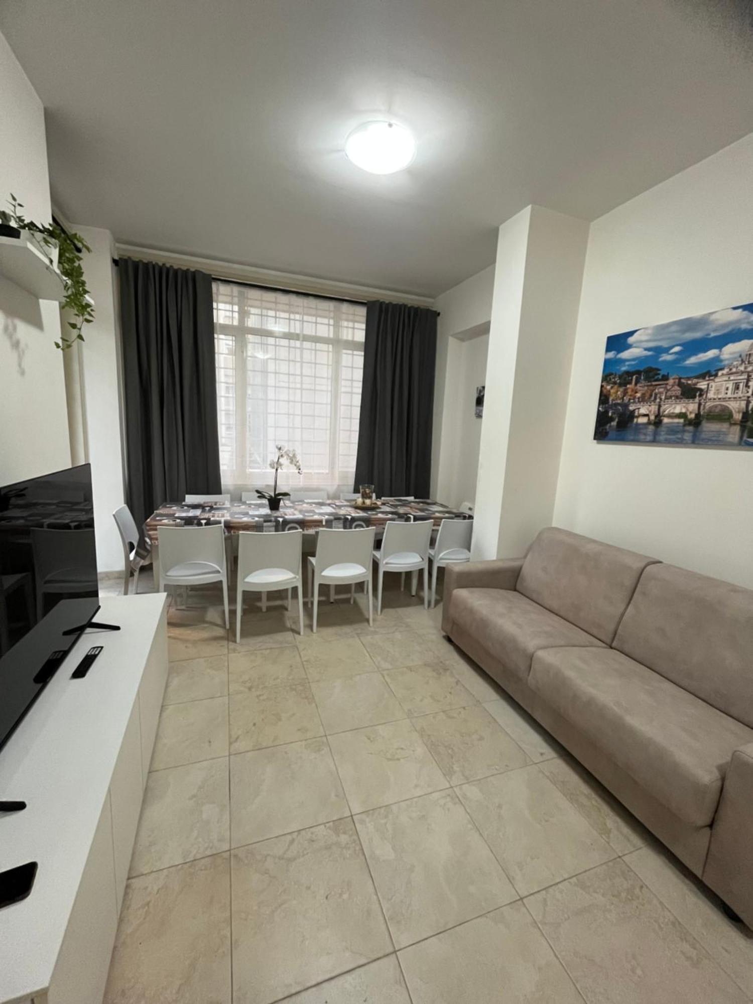 Lejlighed Monti Royal Rom